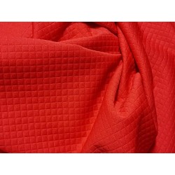 Dzianina pikowana KR7  czerwona  krateczka 7x7mm ,  szerokośc tkaniny 150 cm